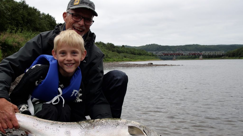 Aksle-Milli-Proiud-Fisherman-98-kilo-Salmon-scaled-1.jpg